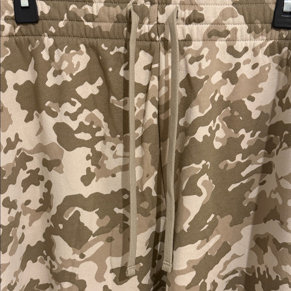 Under Armour Camouflage Jogger Pants - Picture 3 of 6